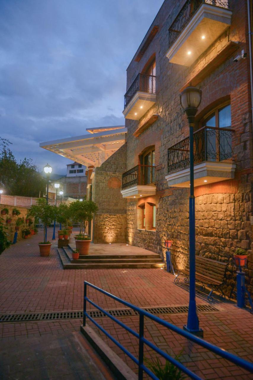 Hotel Otavalo Exterior foto